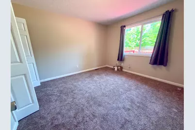 243 Winifred Street E, Saint Paul, MN 55107 - Photo 15