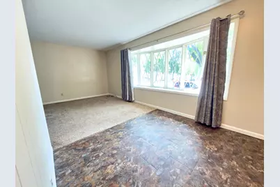 243 Winifred Street E, Saint Paul, MN 55107 - Photo 9