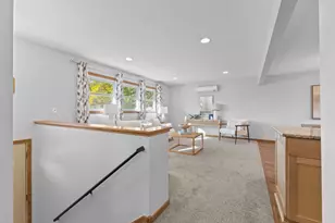 5220 Lowry Terrace, Golden Valley, MN 55422 - Photo 3