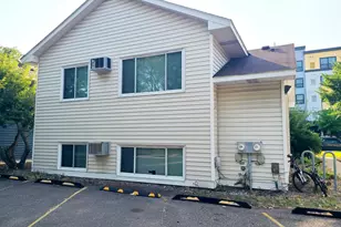 808 9th Ave SE, Minneapolis, MN 55414 - Photo 13