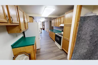 545 Pacific Avenue SW, Willmar, MN 56201 - Photo 3