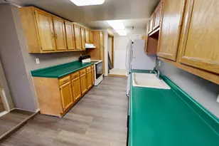 545 Pacific Ave SW, Willmar, MN 56201 - Photo 5