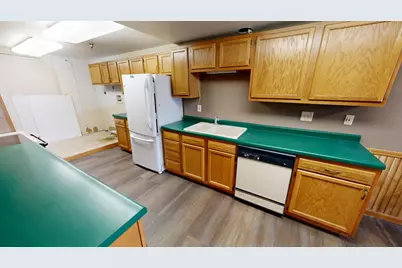 545 Pacific Avenue SW, Willmar, MN 56201 - Photo 3