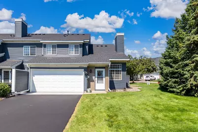 1870 Donegal Drive #4, Woodbury, MN 55125 - Photo 1