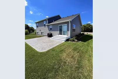 1515 Raymond Drive, Waconia, MN 55387 - Photo 9