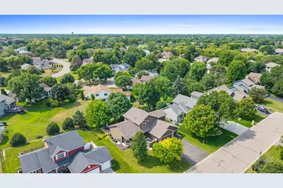 3717 90th Crescent N, Brooklyn Park, MN 55443 - Photo 5