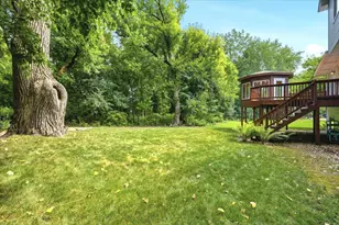 1039 Heather Dr, Woodbury, MN 55129 - Photo 33