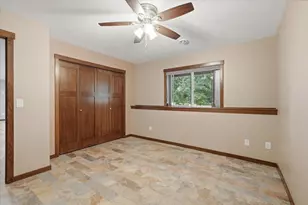 1039 Heather Dr, Woodbury, MN 55129 - Photo 29