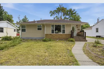 2013 7th Street N, Fargo, ND 58102 - Photo 1