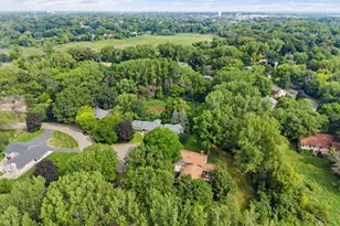 2821 Saddlebrooke Cir, Minnetonka, MN 55305 - Photo 63