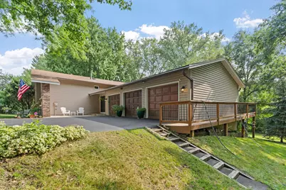 2821 Saddlebrooke Circle, Minnetonka, MN 55305 - Photo 3