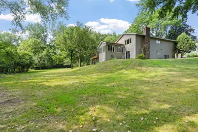 2821 Saddlebrooke Circle, Minnetonka, MN 55305 - Photo 11