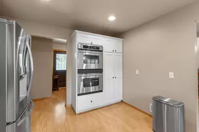 2821 Saddlebrooke Circle, Minnetonka, MN 55305 - Photo 19
