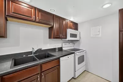 207 5th Avenue SW #202, Rochester, MN 55902 - Photo 13