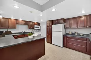 207 5th Ave SW, Rochester, MN 55902 - Photo 9