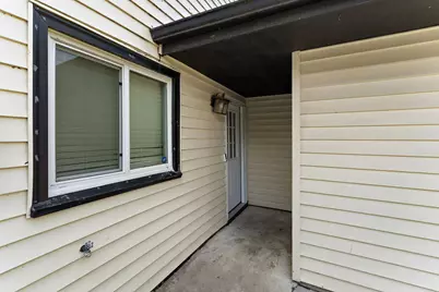 7747 89th Avenue N, Brooklyn Park, MN 55445 - Photo 5