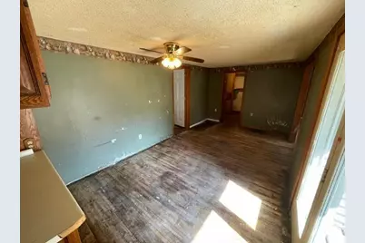 2310 4th Drive SW, Austin, MN 55912 - Photo 9