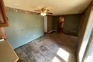 2310 4th Dr SW, Austin, MN 55912 - Photo 9