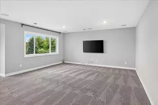 5304 Pine Island Rd, Woodbury, MN 55129 - Photo 53