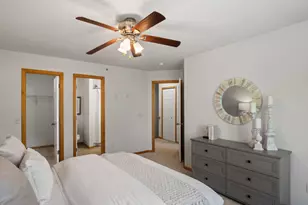 4980 Garland Ct N, Plymouth, MN 55446 - Photo 19
