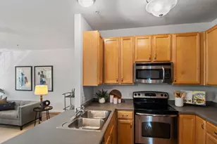 4980 Garland Ct N, Plymouth, MN 55446 - Photo 9