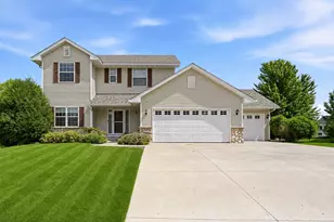 2410 Meadow Dr, Buffalo, MN 55313 - Photo 1