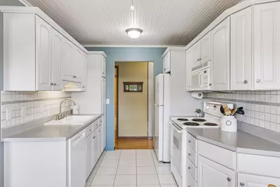 2700 Oxford Street N #140, Roseville, MN 55113 - Photo 11
