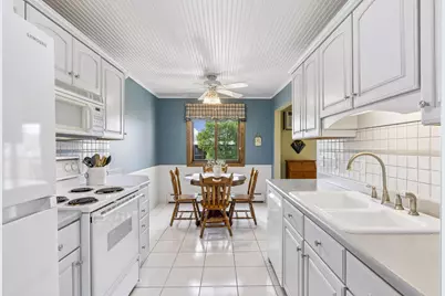 2700 Oxford Street N #140, Roseville, MN 55113 - Photo 13
