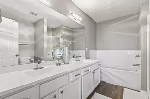 201 Alberta Ln, Little Canada, MN 55117 - Photo 15