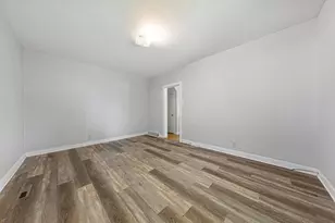2306 4th St, Eau Claire, WI 54703 - Photo 27