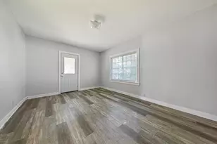 2306 4th St, Eau Claire, WI 54703 - Photo 25