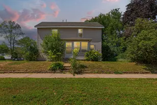2306 4th St, Eau Claire, WI 54703 - Photo 3