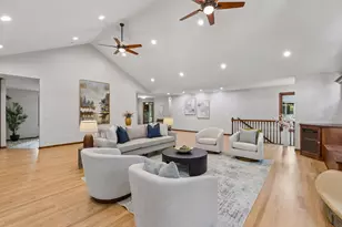 14885 Ironwood Ct, Eden Prairie, MN 55346 - Photo 11