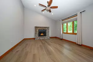 8400 W Lake Dr, Chanhassen, MN 55317 - Photo 11