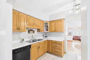 509 W 7th St, Starbuck, MN 56381 - Photo 9