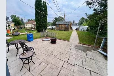 913 Summer Street, Eau Claire, WI 54701 - Photo 11