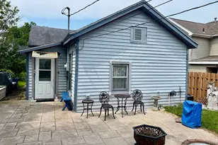 913 Summer St, Eau Claire, WI 54701 - Photo 9