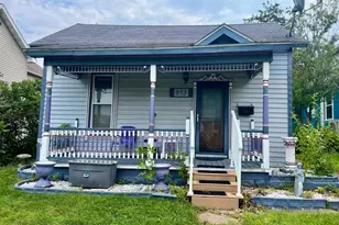 913 Summer St, Eau Claire, WI 54701 - Photo 1