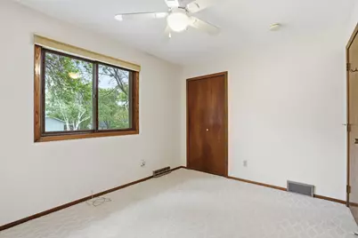 6207 Edgemont Boulevard N, Brooklyn Park, MN 55428 - Photo 23