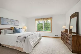 7586 Ojibway Park Bay, Woodbury, MN 55125 - Photo 23