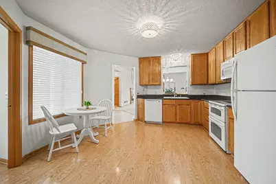 7586 Ojibway Park Bay, Woodbury, MN 55125 - Photo 17
