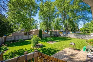 1400 17th St SW, Willmar, MN 56201 - Photo 3