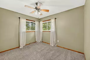 3935 Kahoun Ct SE, Rochester, MN 55904 - Photo 9