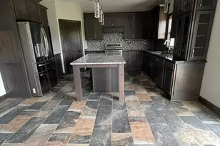1467 46th St, Saint Joseph, WI 54025 - Photo 7