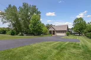 13728 Orchard Rd, Minnetonka, MN 55305 - Photo 49