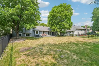 5558 Chatsworth Street N, Shoreview, MN 55126 - Photo 39