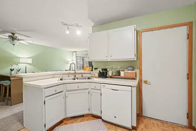 1845 Donegal Drive #5, Woodbury, MN 55125 - Photo 11