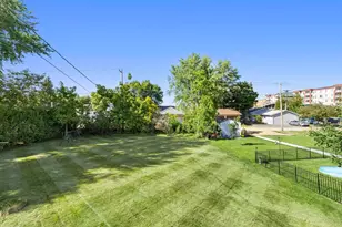 224 W 3rd St, Waconia, MN 55387 - Photo 39