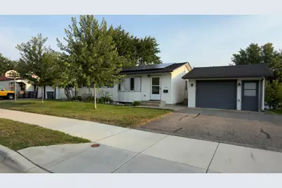 224 W 3rd Street, Waconia, MN 55387 - Photo 3