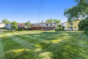 224 W 3rd St, Waconia, MN 55387 - Photo 43